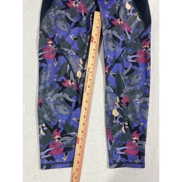 PATAGONIA Women’s Size M Centered Crops 3/4 Leggings ABSTRACT JUNGLE BLUE - Picture 5 of 7